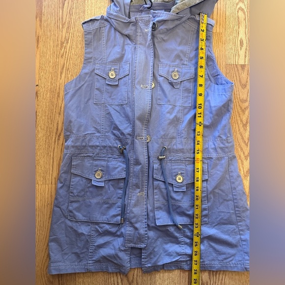 NWT Blue Zip Up Vest With Hood Size Medium - Picture 5 of 7